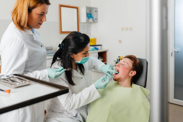 Best Weekend Emergency Dentist in Line Acres, MO